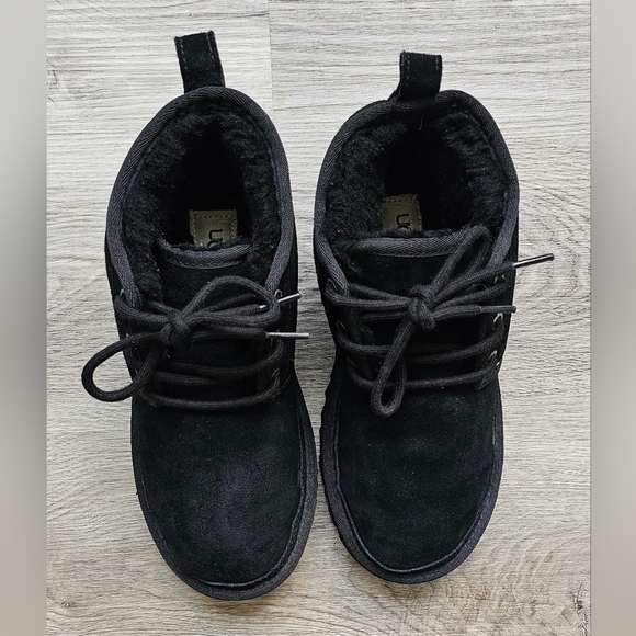 UGG Neumel Black Suede Lace-Up Boots – Women’s Size 7 - Picture 5 of 12